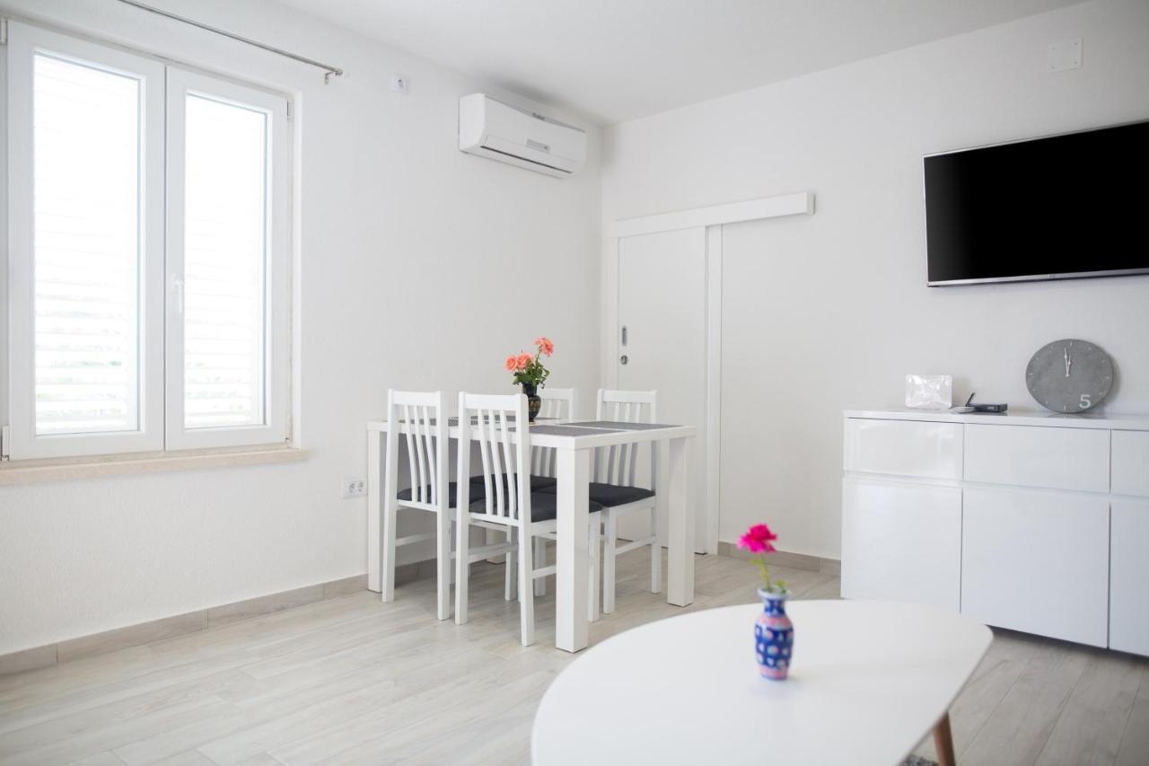 Serious Job Apartment Dubrovník Exteriér fotografie